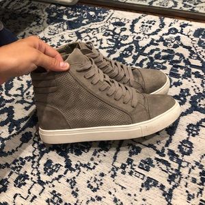 High top Steve Madden Suede Sneaker